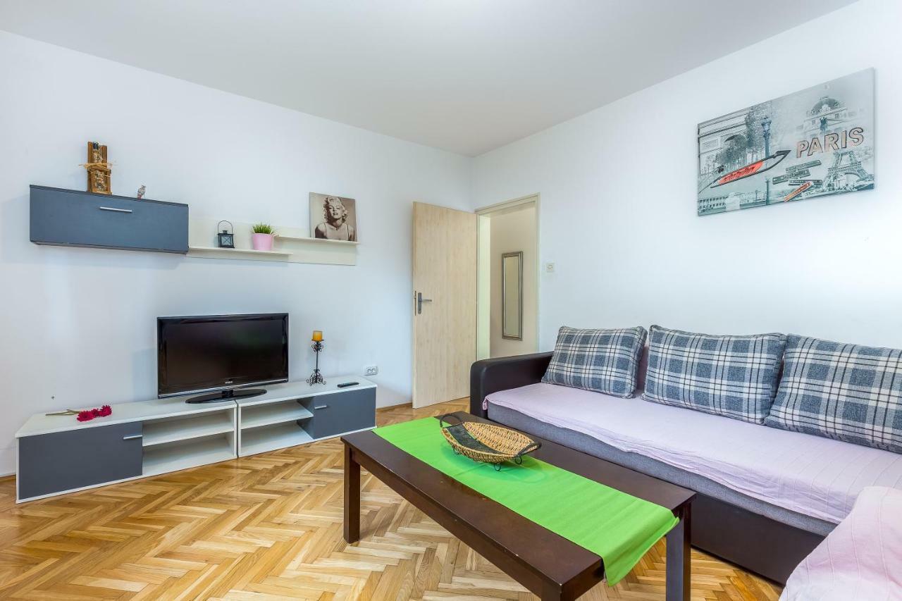 Apartman Lucia 里耶卡 外观 照片